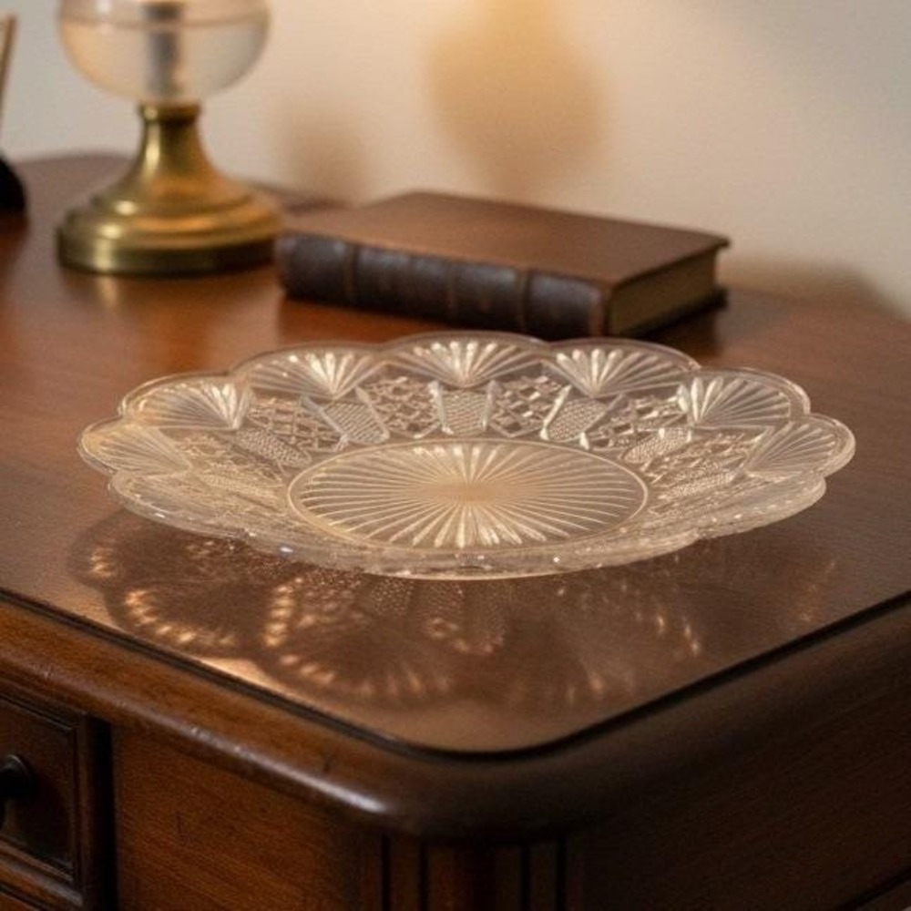 EAPG Panama/ Viking Pineapple Pattern Platter, Vintage US Clear Glass Tableware